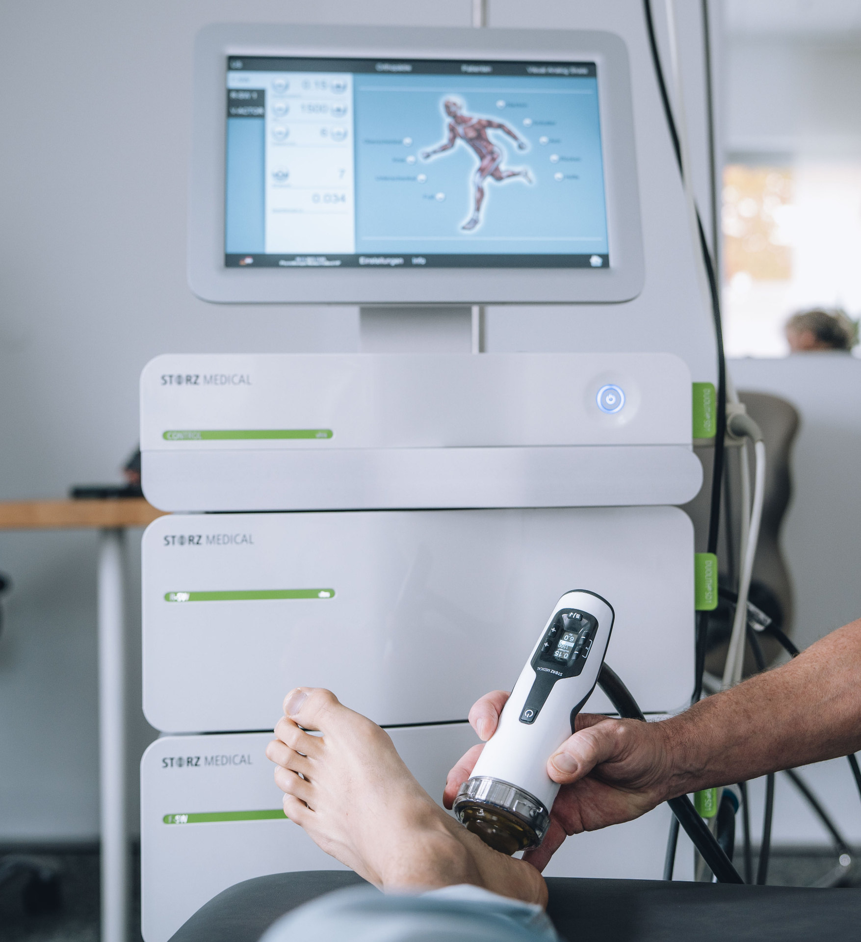 Stoßwellentherapie am Fuß bei Fersensporn – Praxis Nastätten